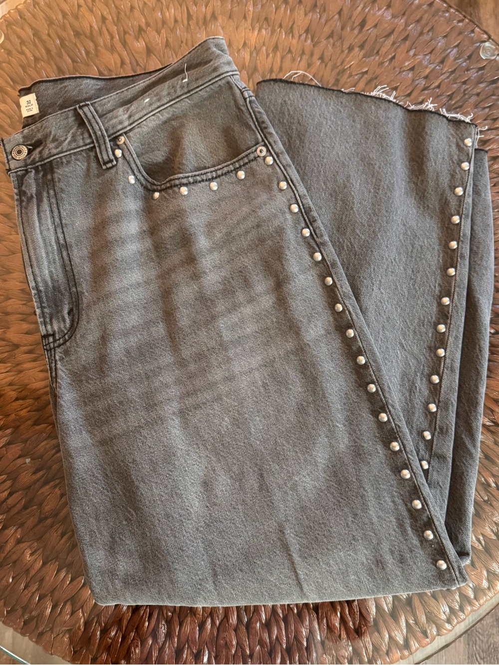 Abercrombie The Loose High Rise Gray Studded Jeans - size 32